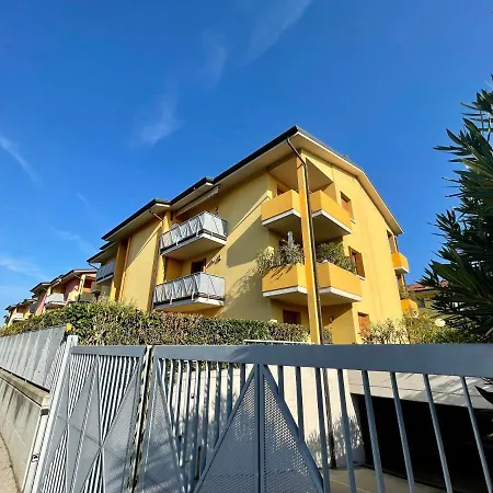 Garden Con Terrazzo E Piscina Apartment *