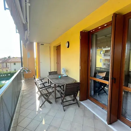 Apartment Garden Con Terrazzo E Piscina *